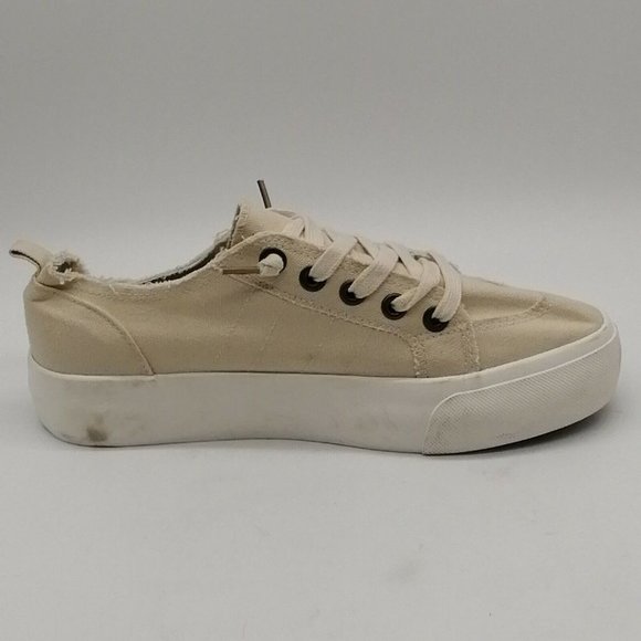 Maurices Womens Sneaker Beige Canvas Lace Up Walking Shoe Platform Round Toe 9 - Picture 2 of 9